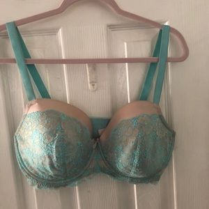 Victoria’s Secret bra 38DDD